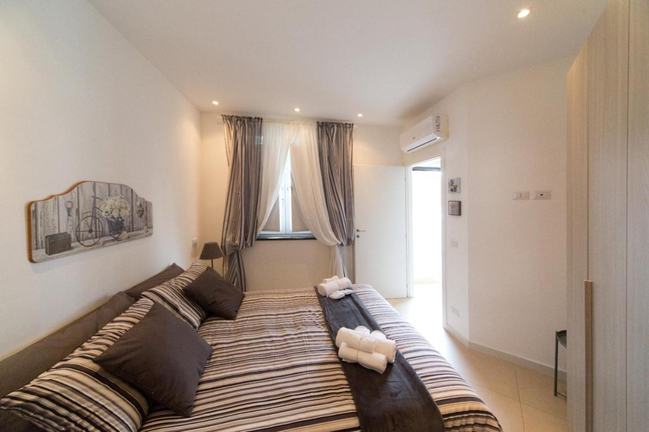 Slow Chic Apartment Ganzirri Messina Esterno foto