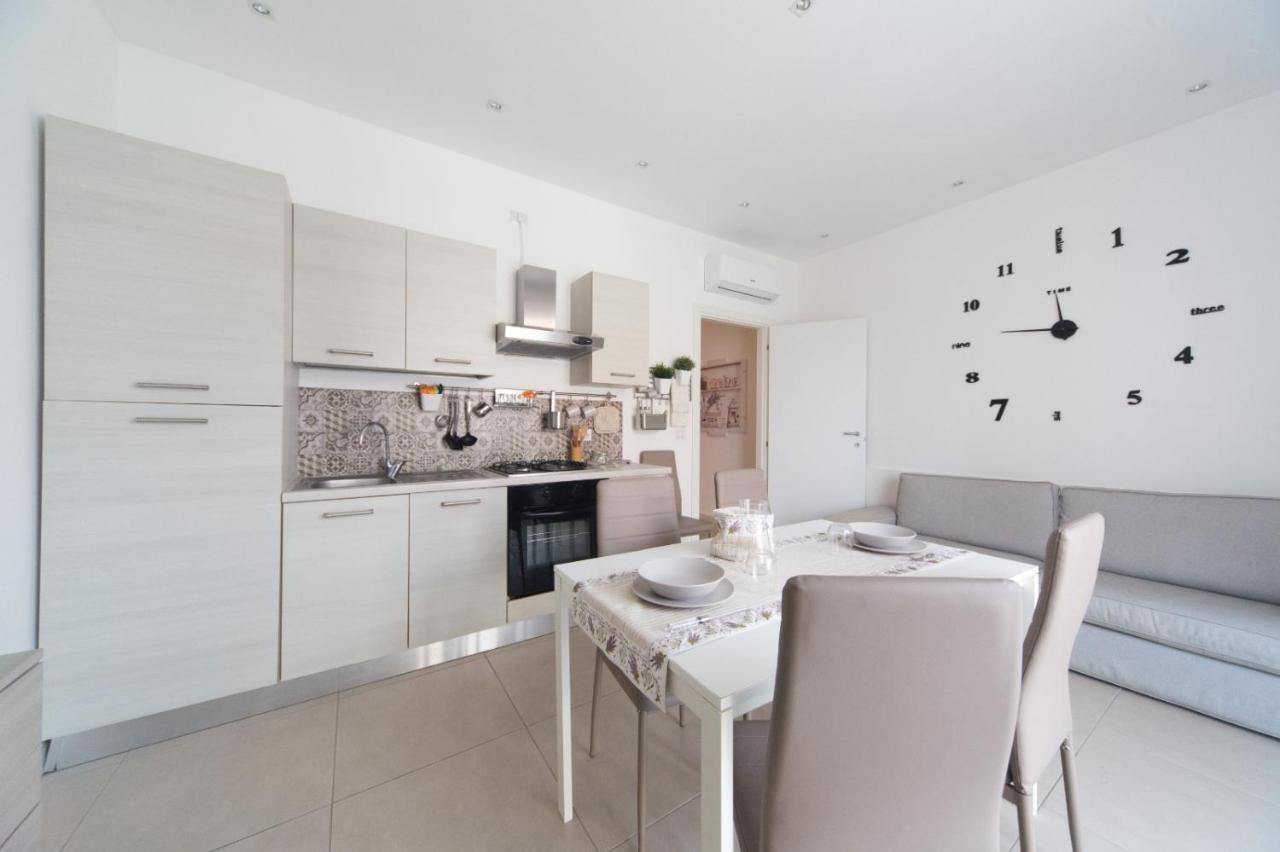 Slow Chic Apartment Ganzirri Messina Esterno foto